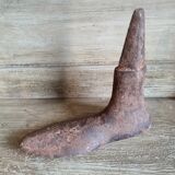 Children's shoemaker's anvil in cast iron