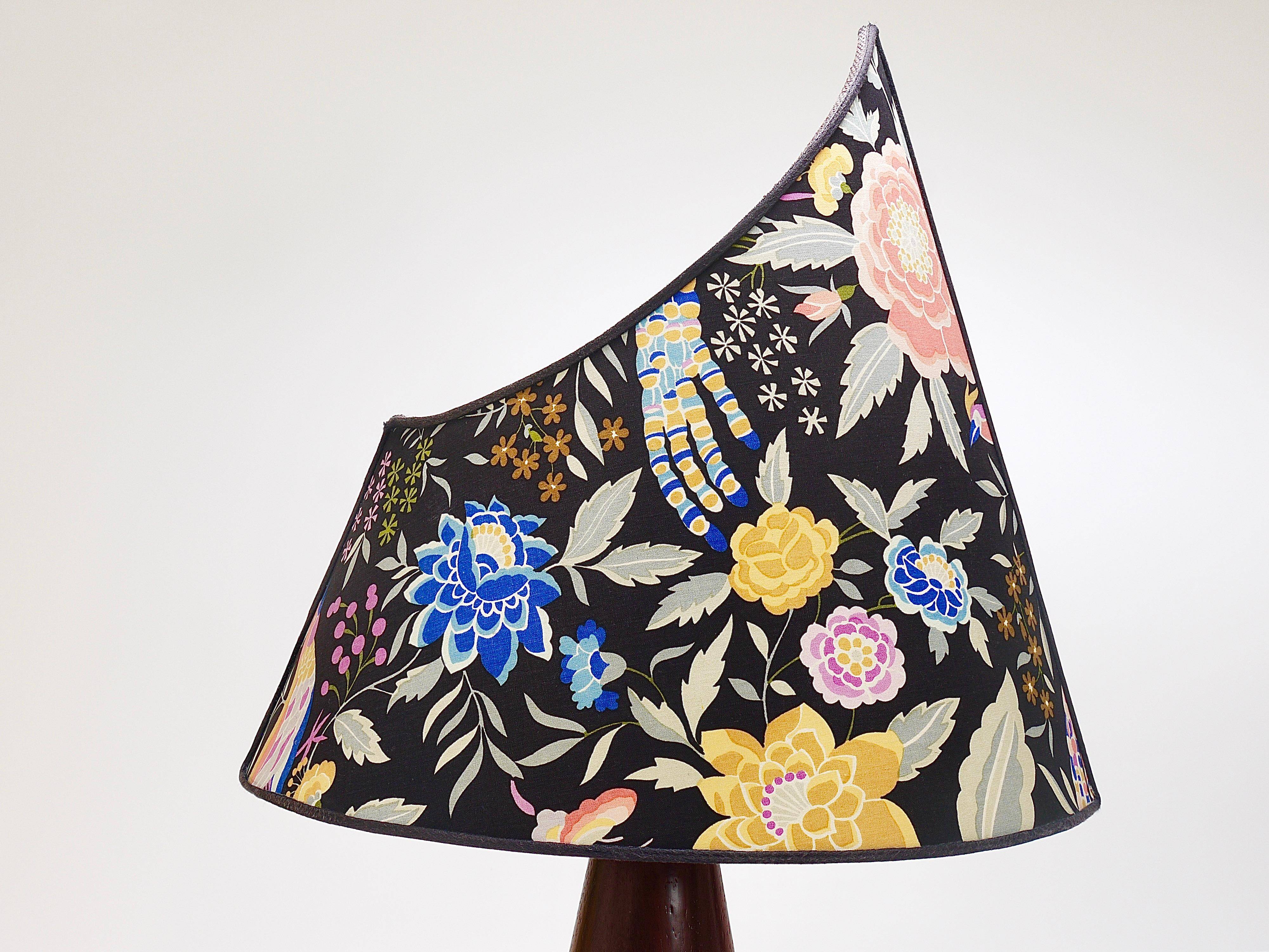 A pair of post-modern Missoni table lamps by Massimo Valloto, Italy, 1980s.