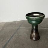 Brutalist studio pottery vase in East German style from the mid-century by Kerstin & Ralf Unterstab for Kunsttöpferei Unterstab KTU, 1960s.