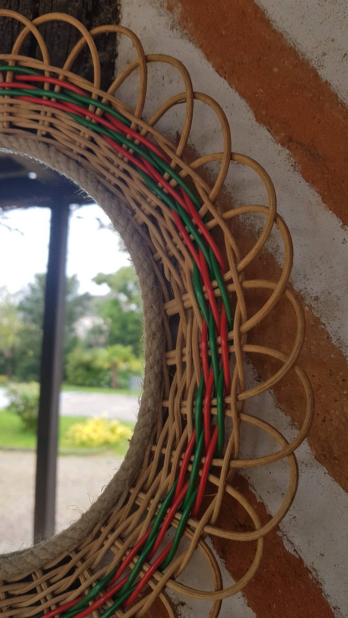 Vintage flower rattan mirror