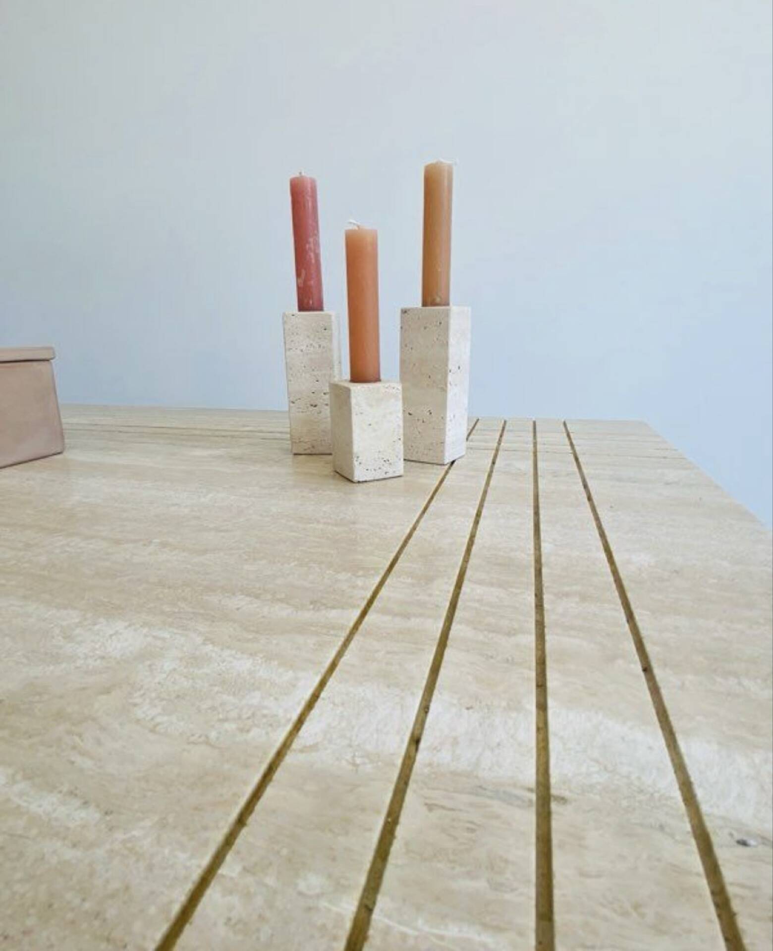 Table basse en travertin
