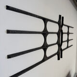 XXL wall sculpture in cast aluminium, 1970s Brutalist design.
