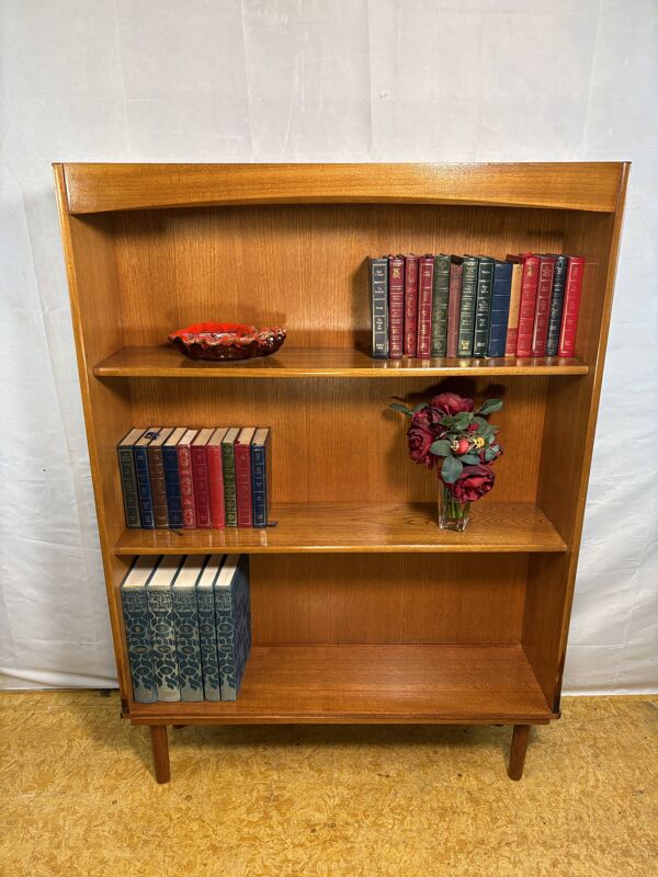 Bibliothèque vintage en teck des années 1960-1970   Style scandinave rétro   Espace