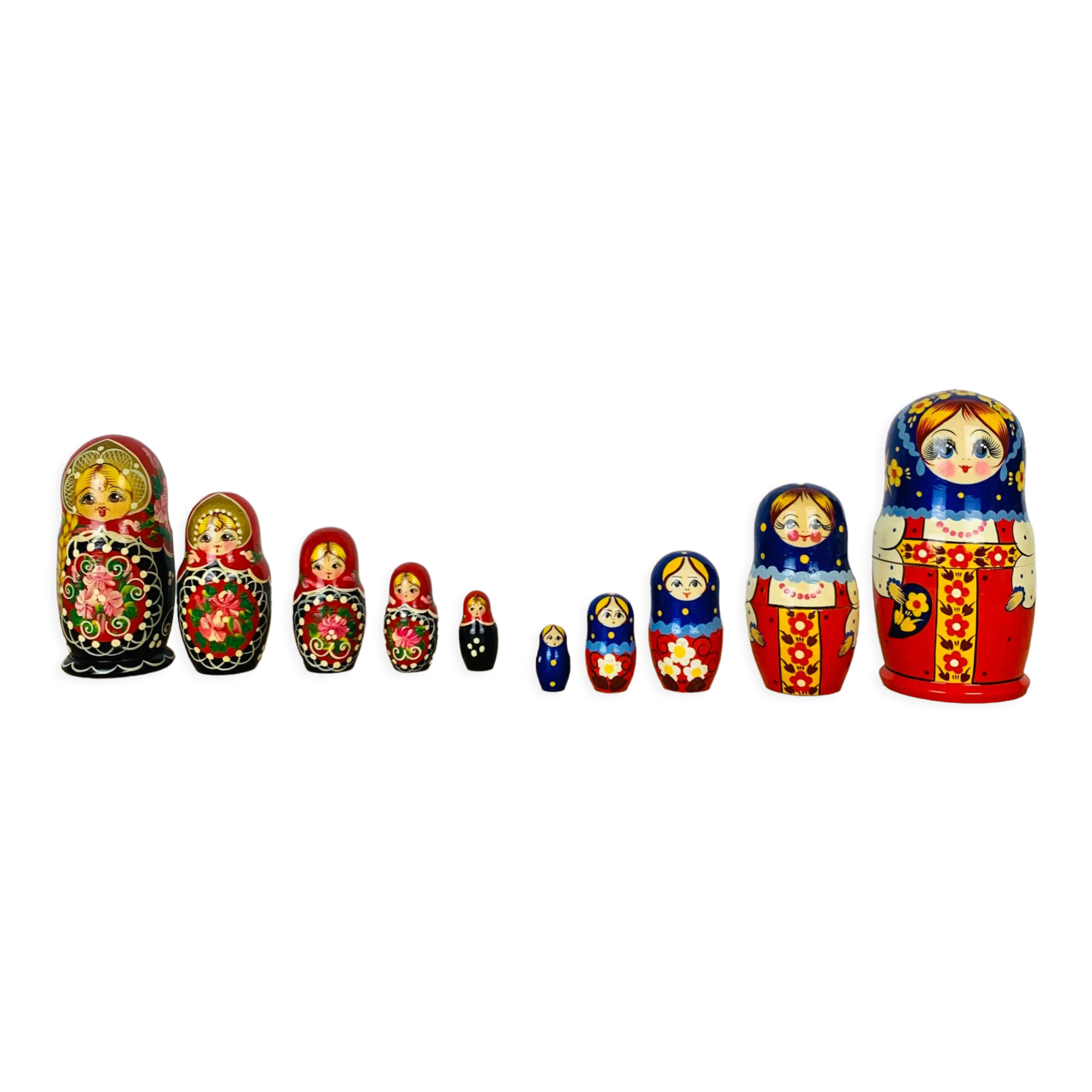 2 Russian dolls Matryoshka painted wood