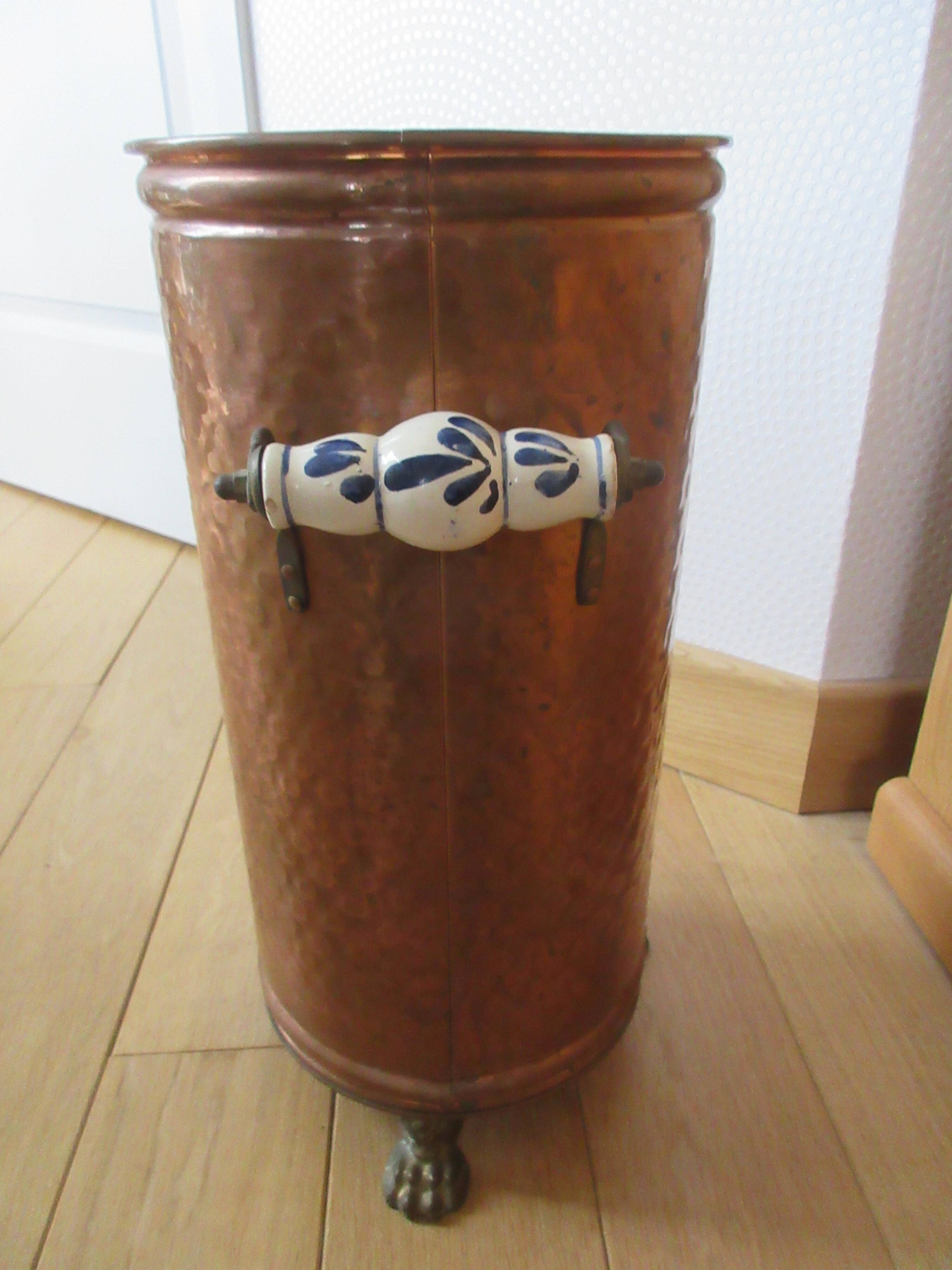 Nijhof copper umbrella holder