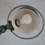 JIELDE 2-arm green lamp, 1960s square foot
