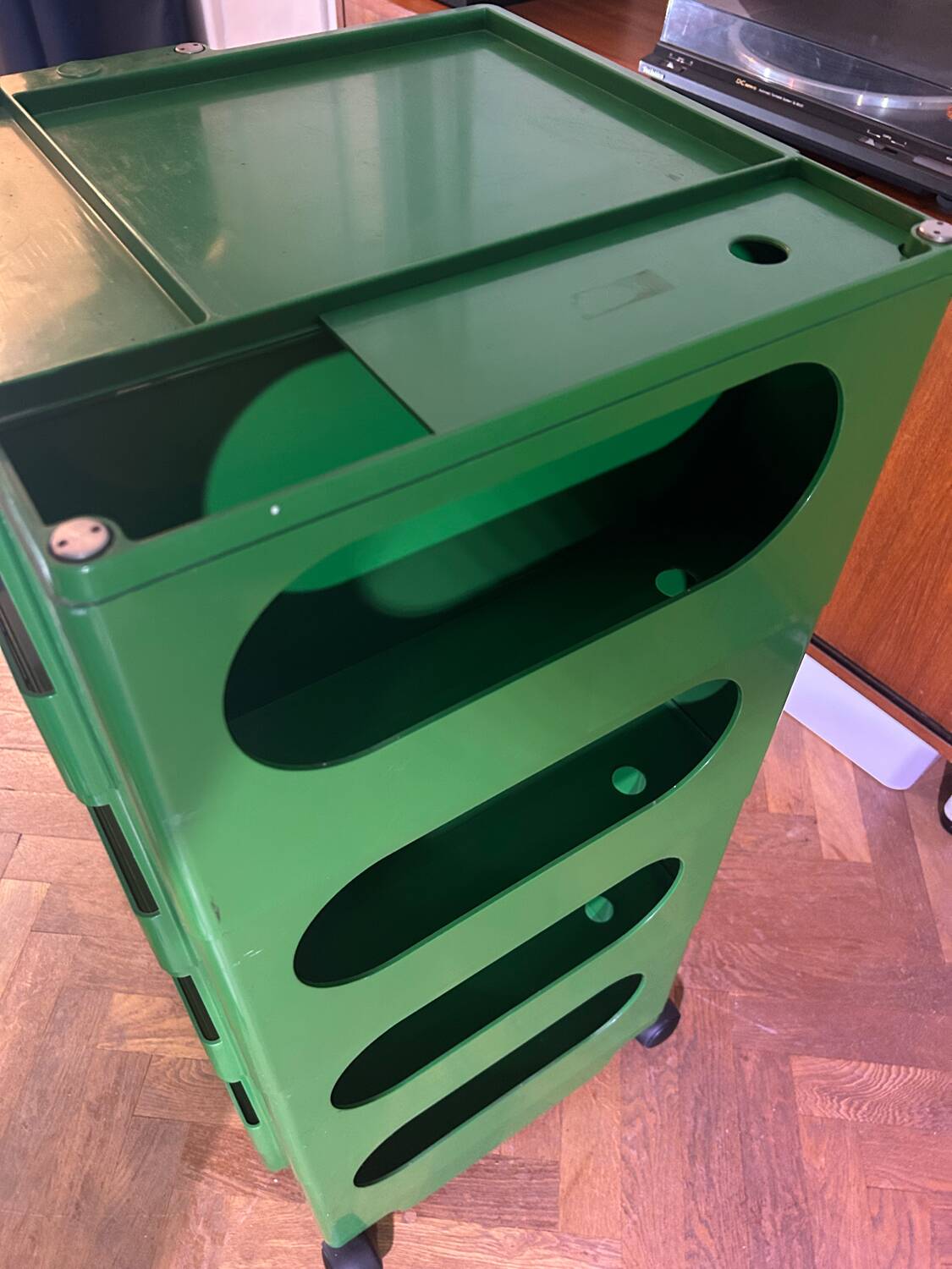 BOBY dessert trolley designed by Joe Colombo, 1970s.