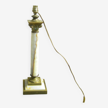 Pied de lampe colonne  en albâtre et bronze