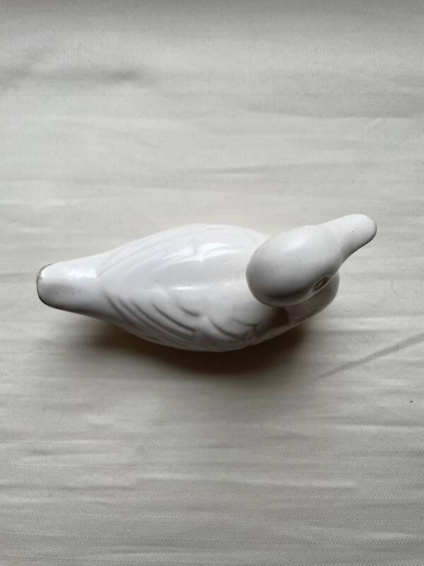 11 cm duck in vintage white earthenware