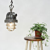 Chemical industry suspension, brass grid