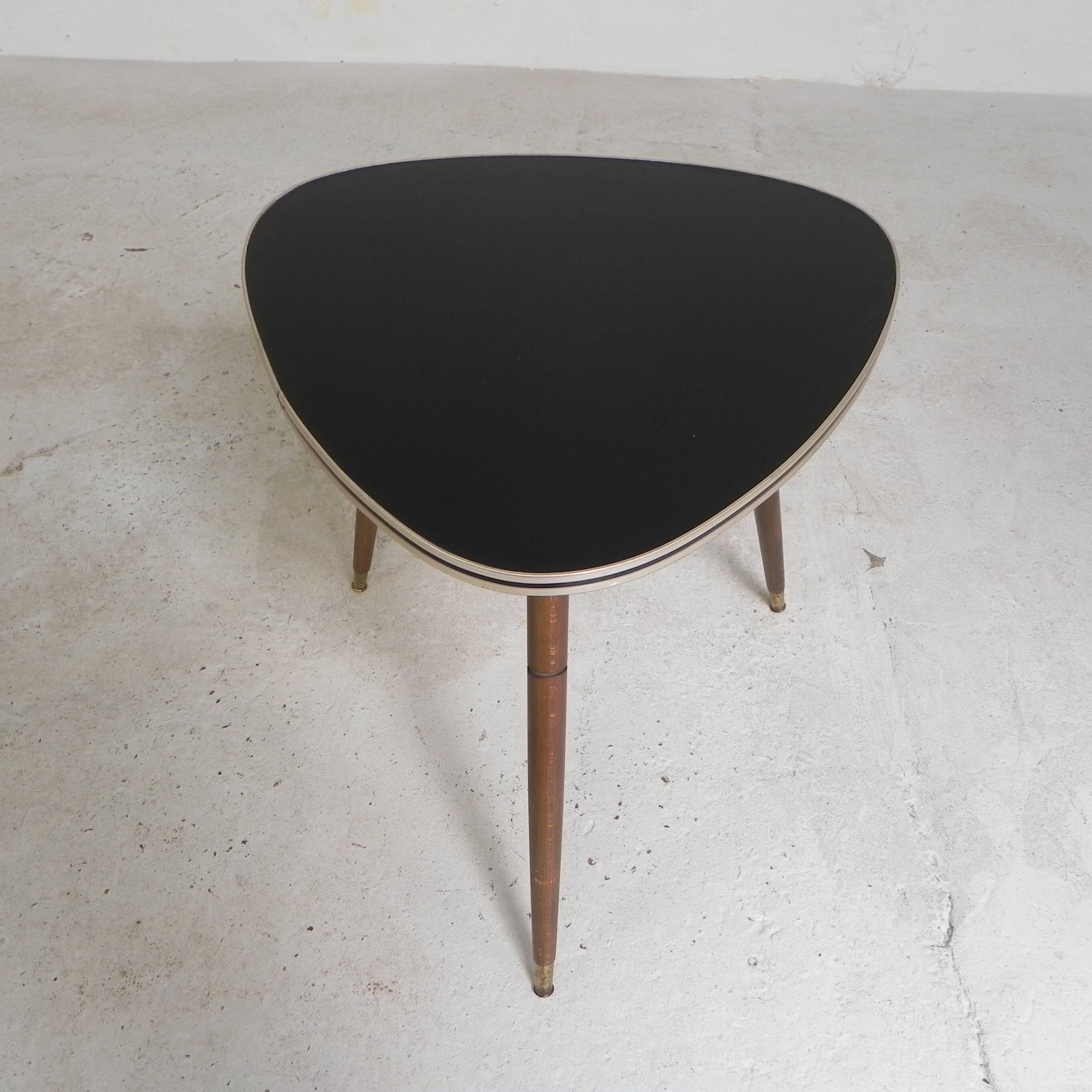 Triangular vintage side table, coffee table, tripod