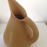 Pierrefonds stoneware pitcher