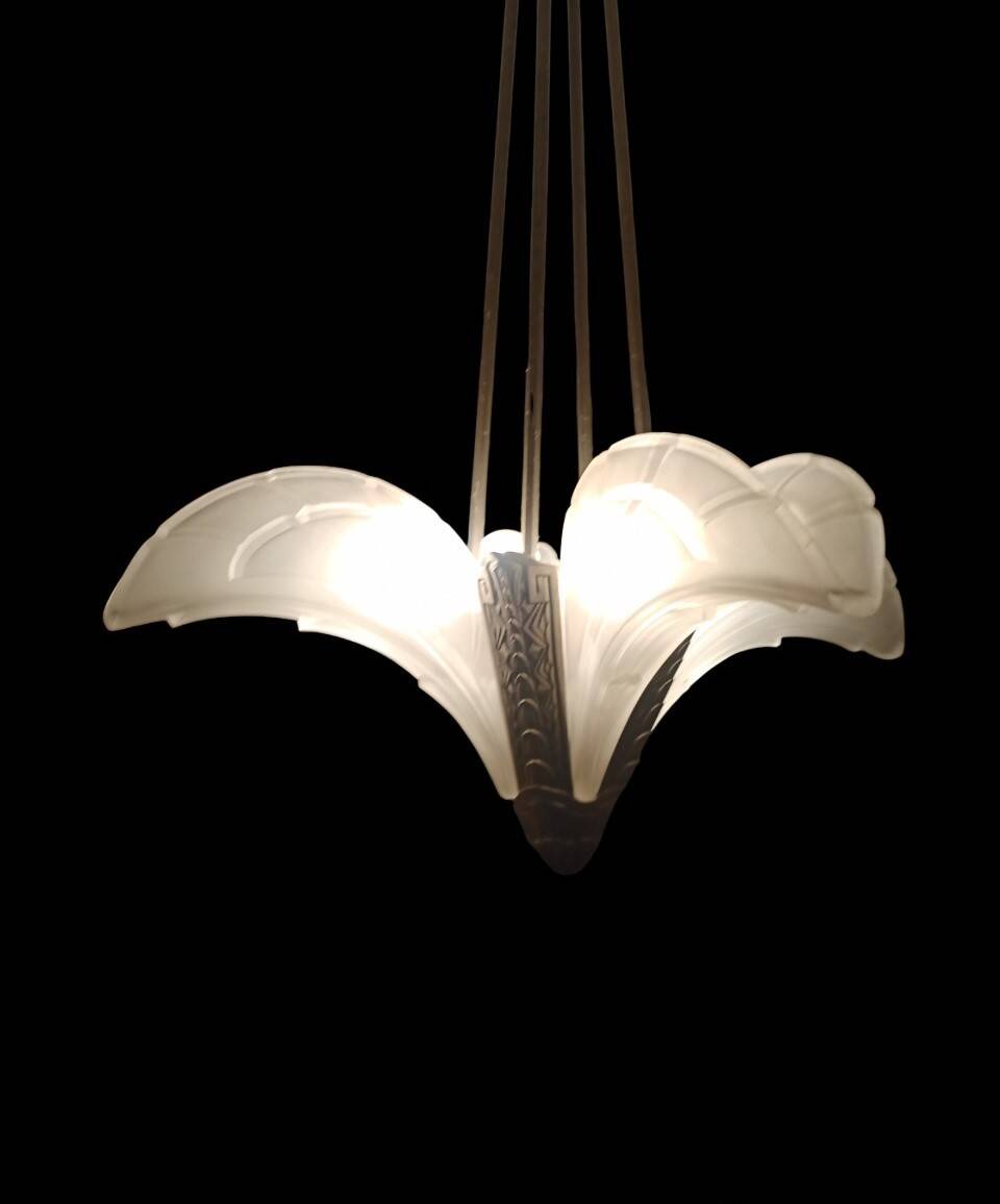Art deco chandelier