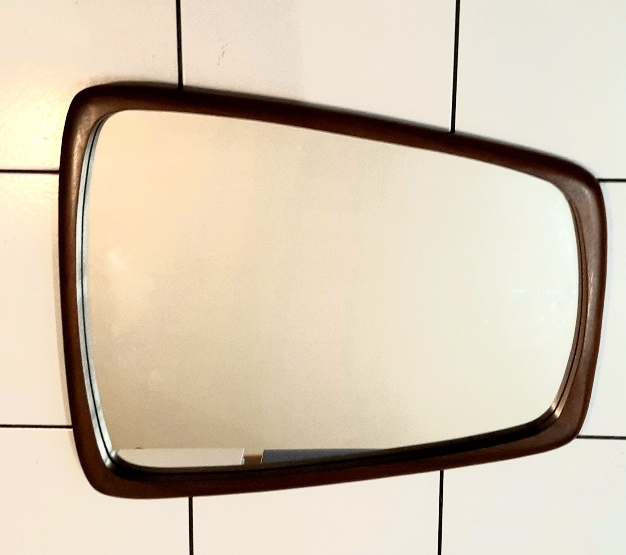 Scandinavian mirror free-form in teck 1960 48x62cm