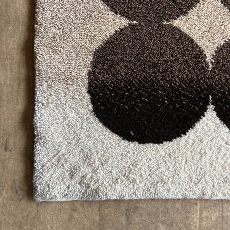 Wool rug