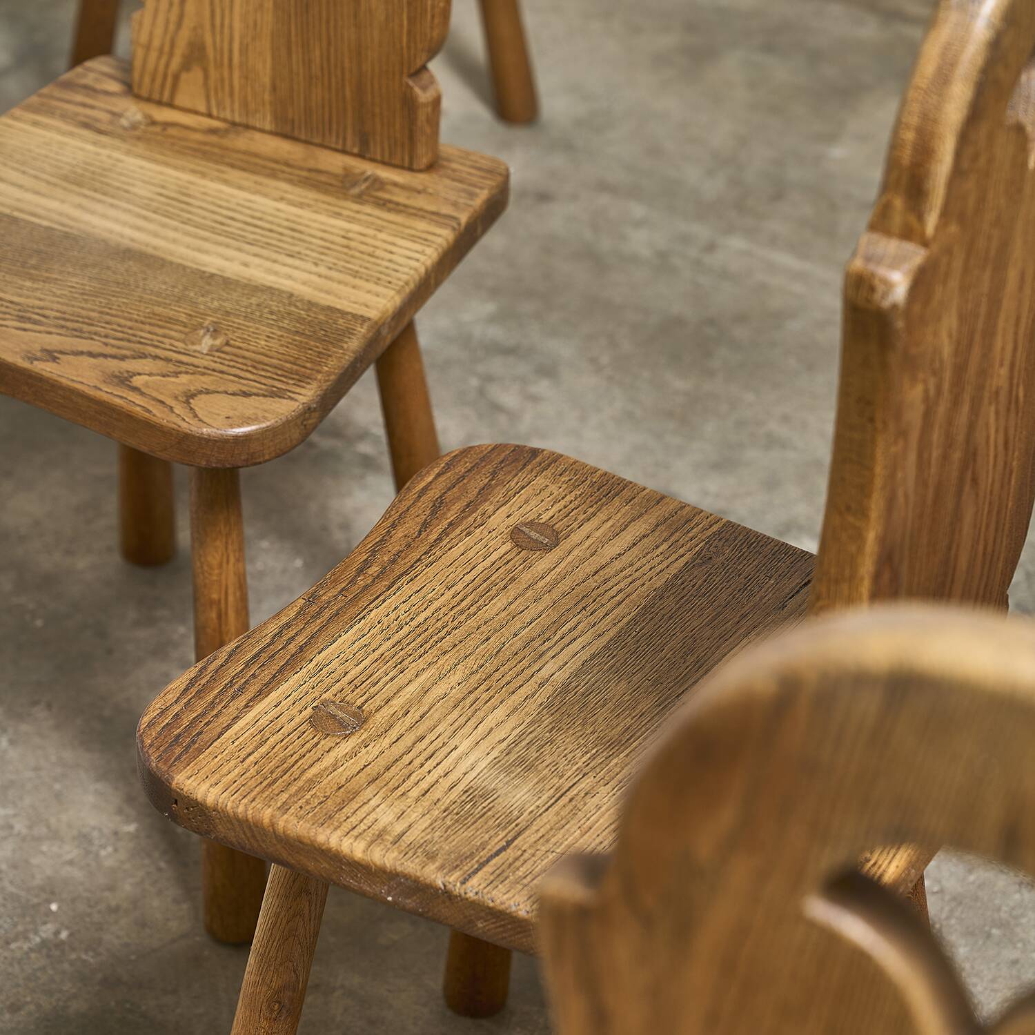 6 solid oak chairs