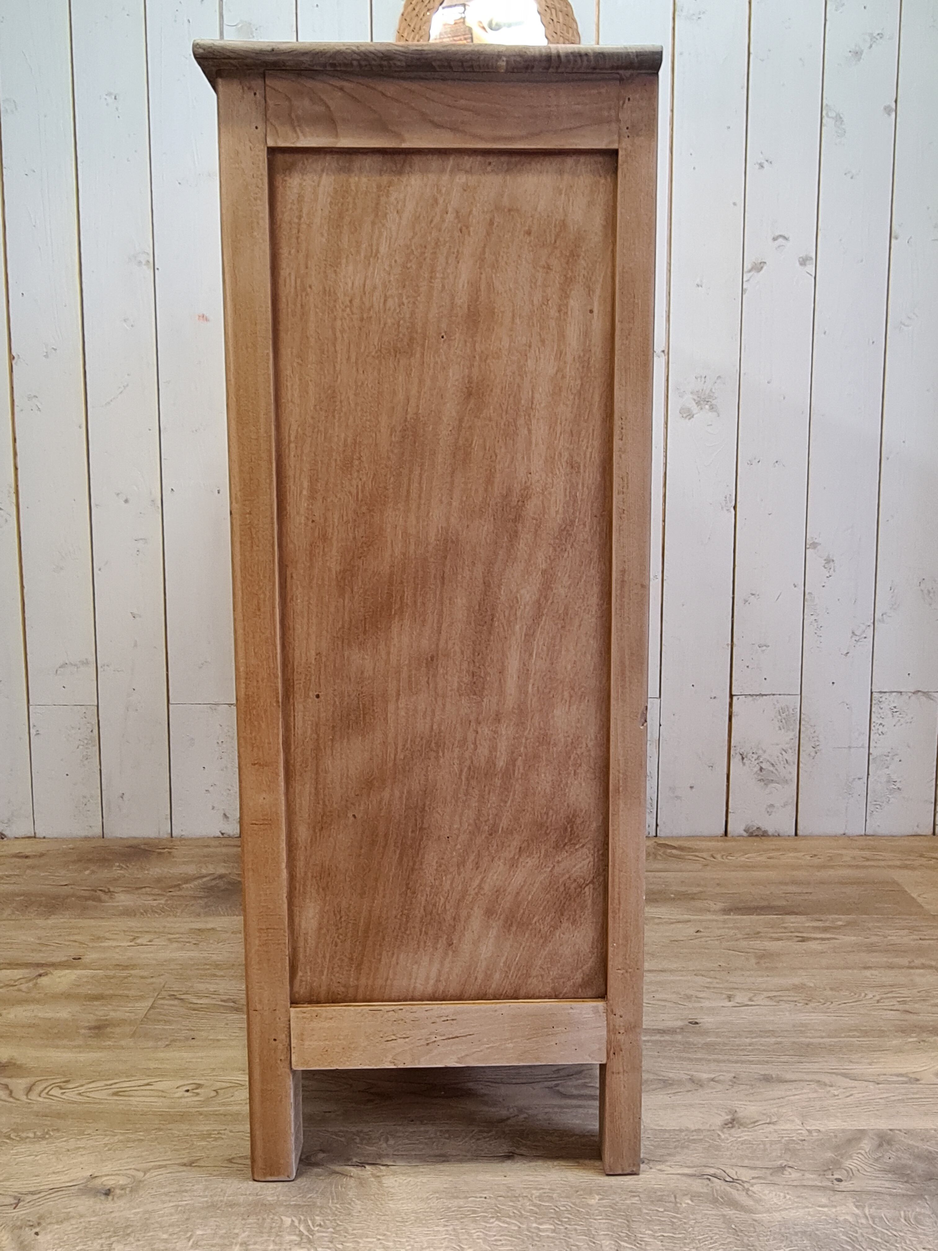 Small convent cabinet