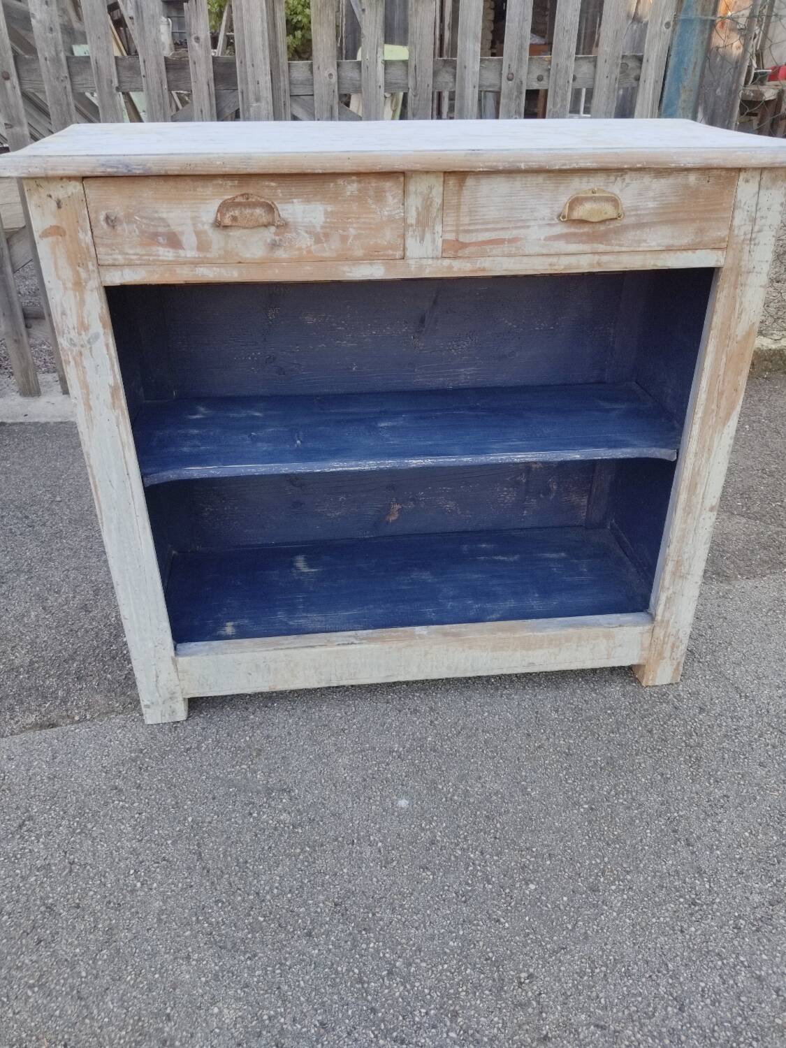 Bibus workshop furniture