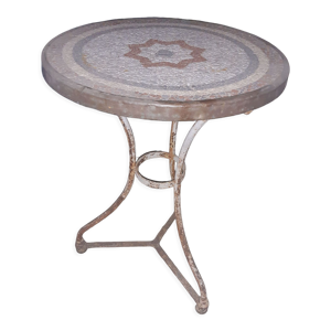Table ronde guéridon