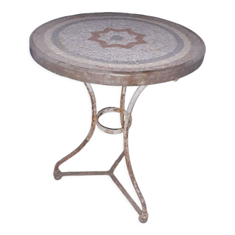 Round table mosaic pedestal table