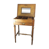 Hairdresser wood worker