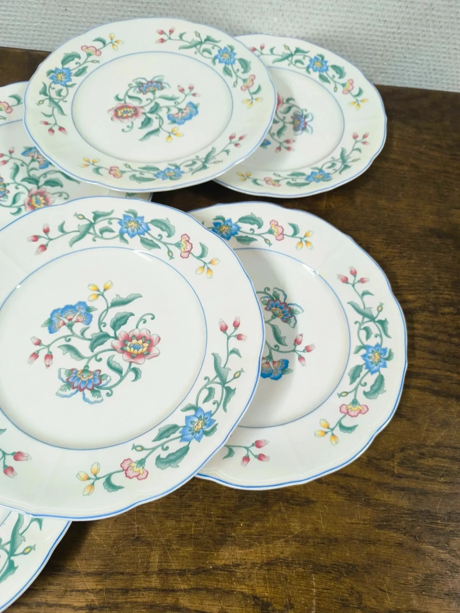 Set of 6 Large Flat Plates Villeroy & Boch "Delia" Vintage 26.5cm