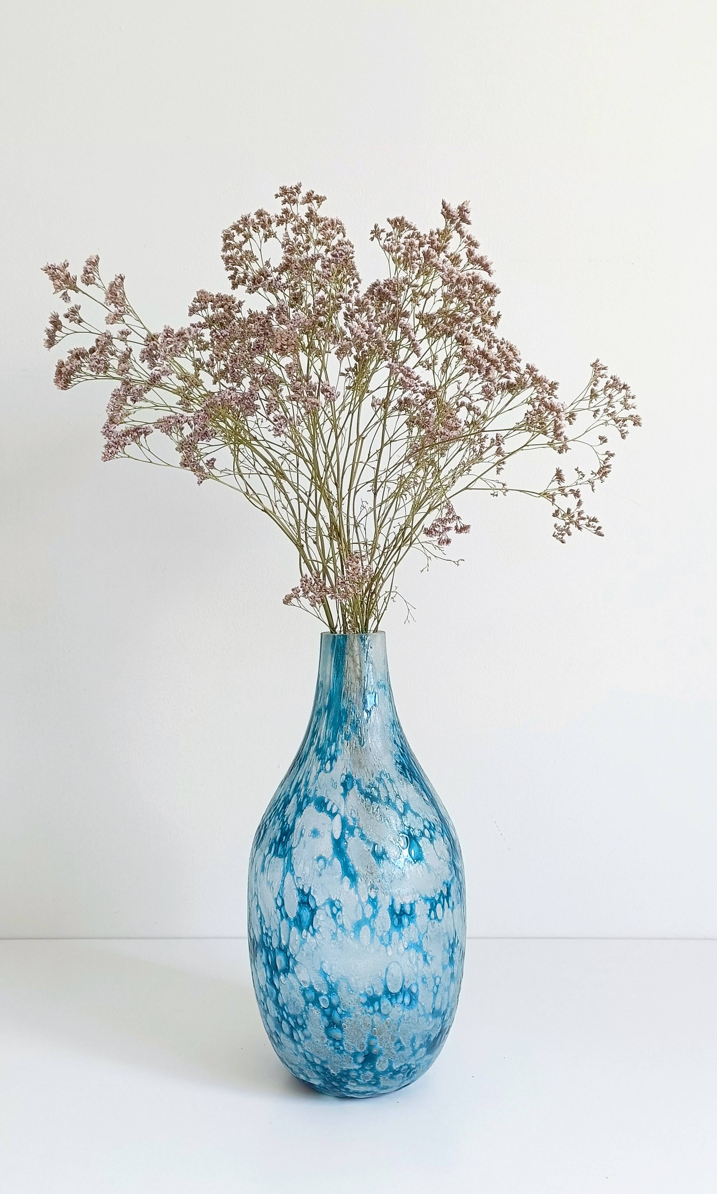 Brutalist Blue and White Reactive Art Glass Vase, Europe, 1970s