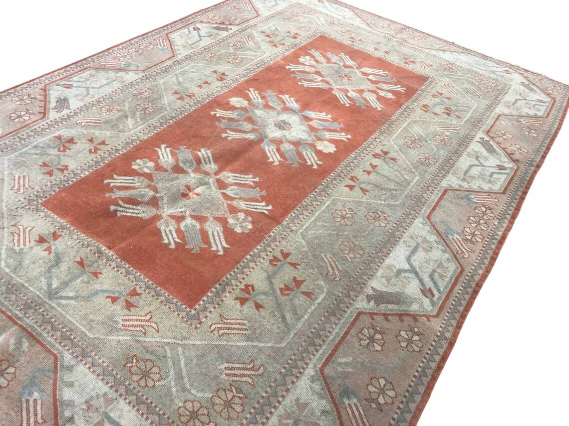 Oushak Handmade Floral Carpet