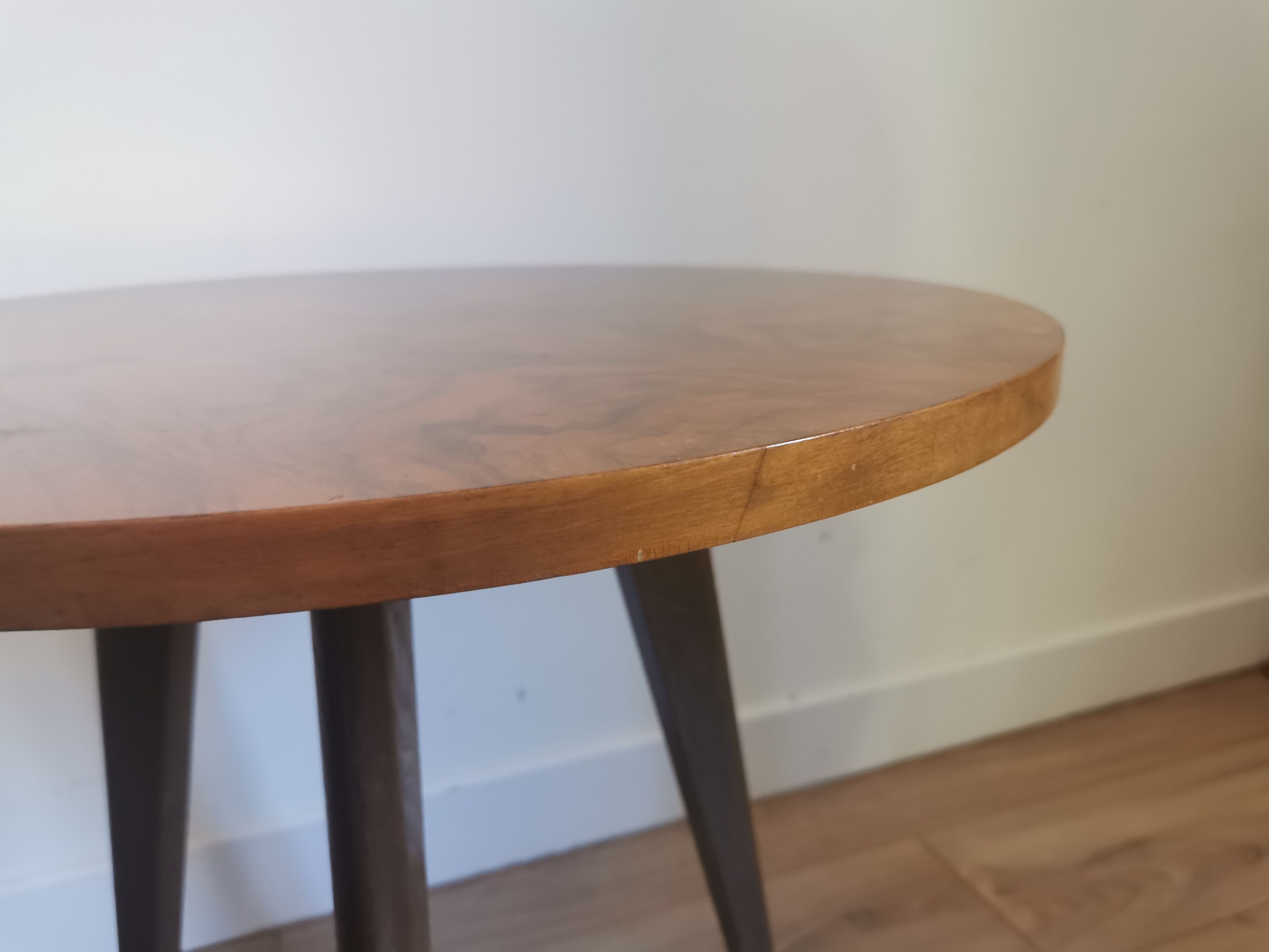 Table tripode vintage en bois des années 60