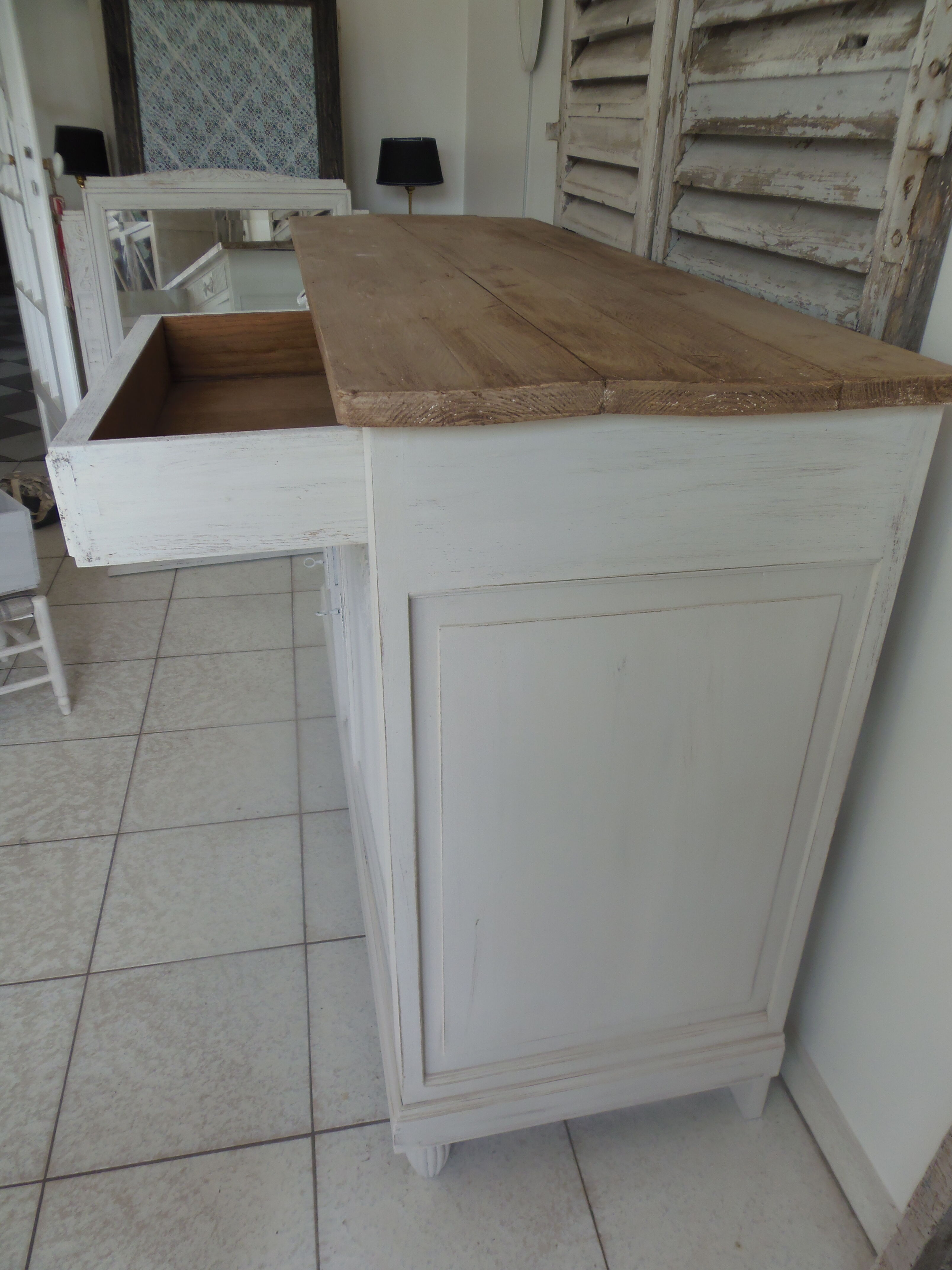 Art Deco buffet in patinated oak grey pearl platter wood tray waxed finish. Vintage buffet of the 30s revisited for a family home spirit in the spirit of the times. L 145 cm P 51 cm H 98 cm