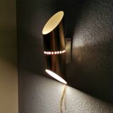 Hollywood Regency-style metal wall lamp 70s