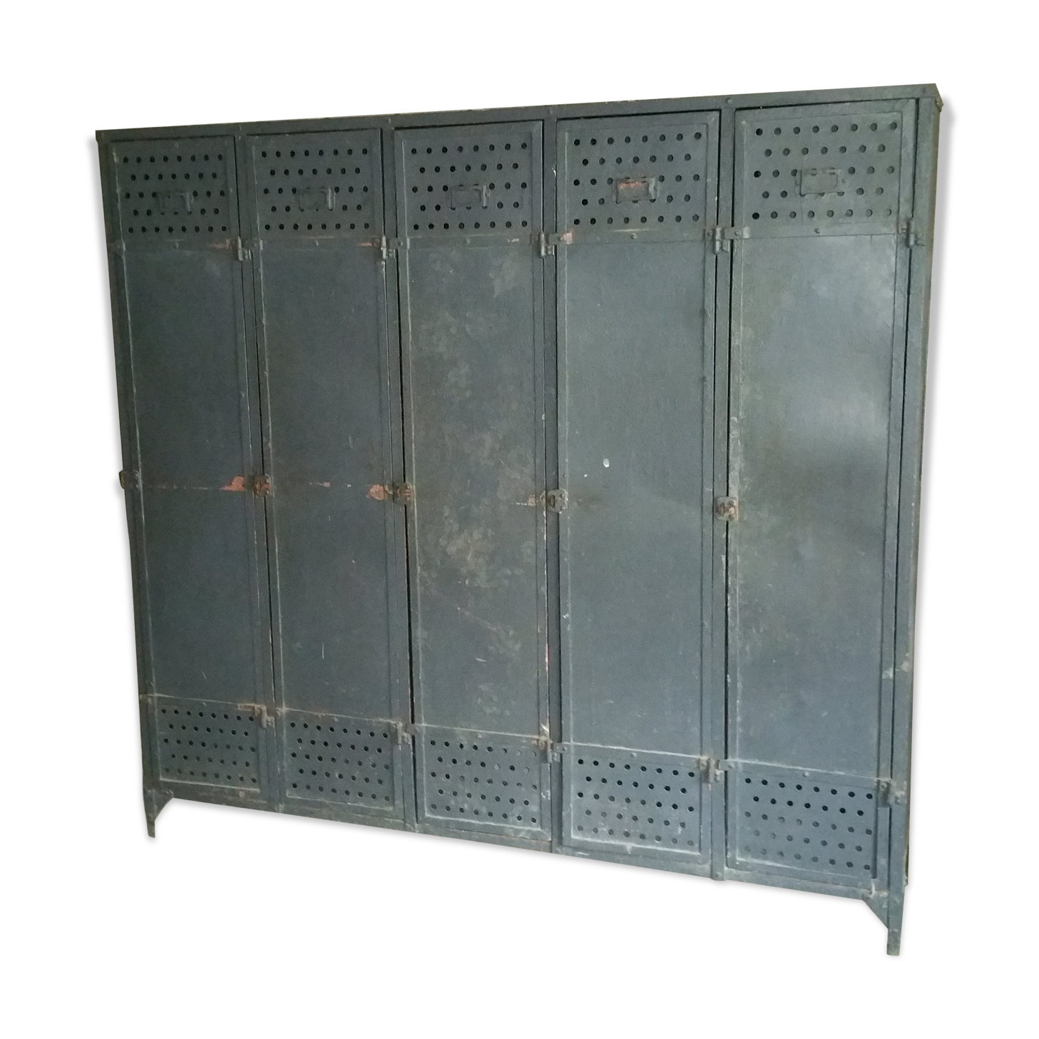 Industrial wardrobe 5-door of the 1930s