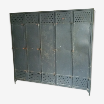 Industrial wardrobe 5-door of the 1930s