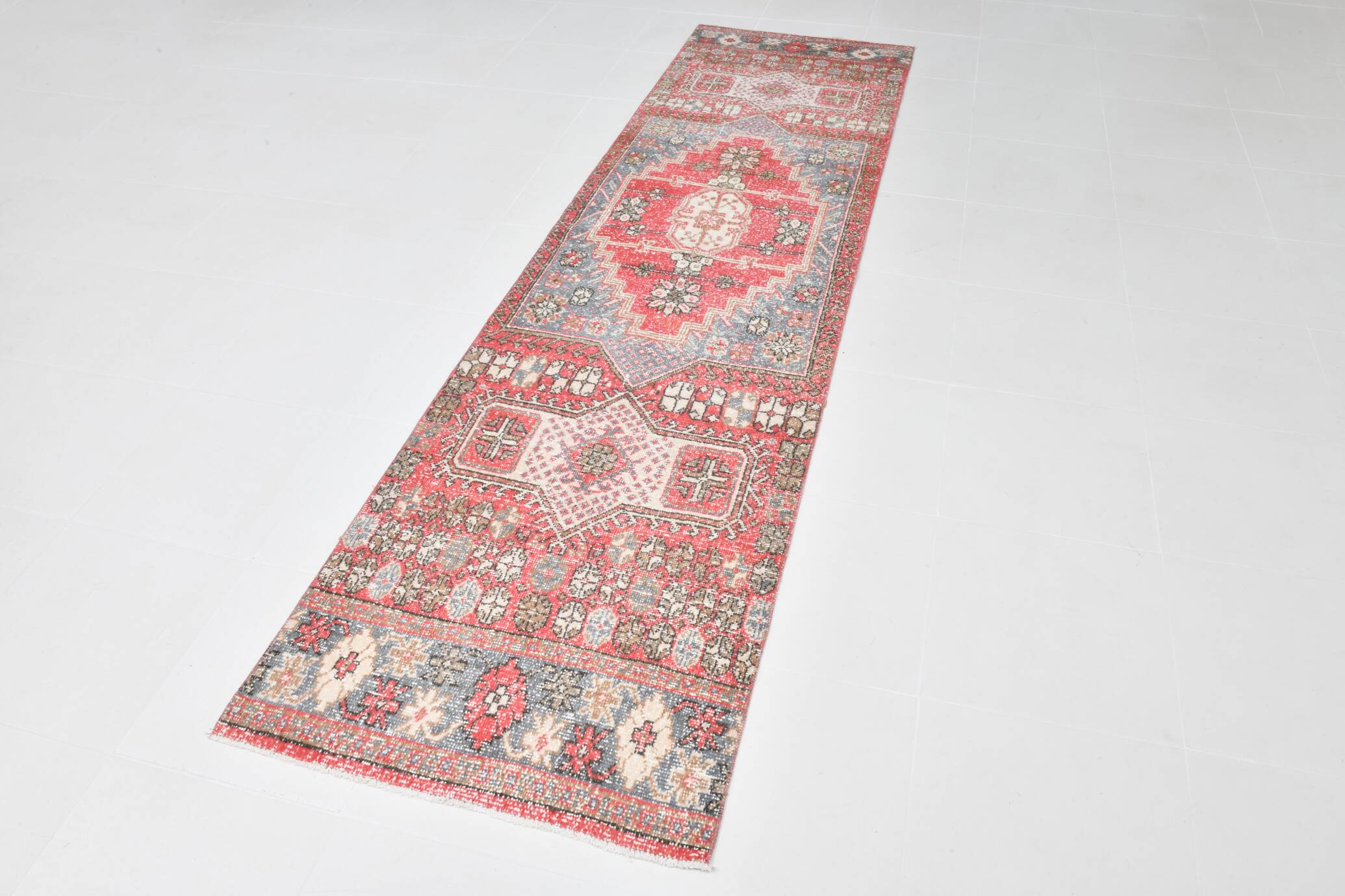 3x10 Red & Beige Persian Runner Rug, 81x302Cm