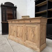 Enfilade in 19th-century elm