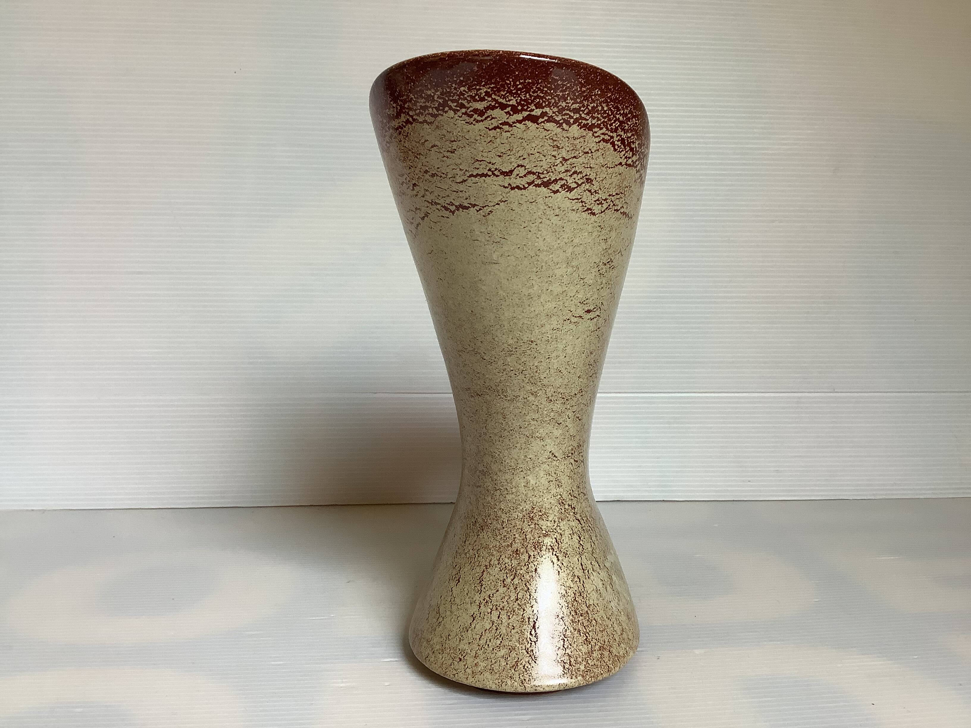 Bertoncello vase design from the 1960s