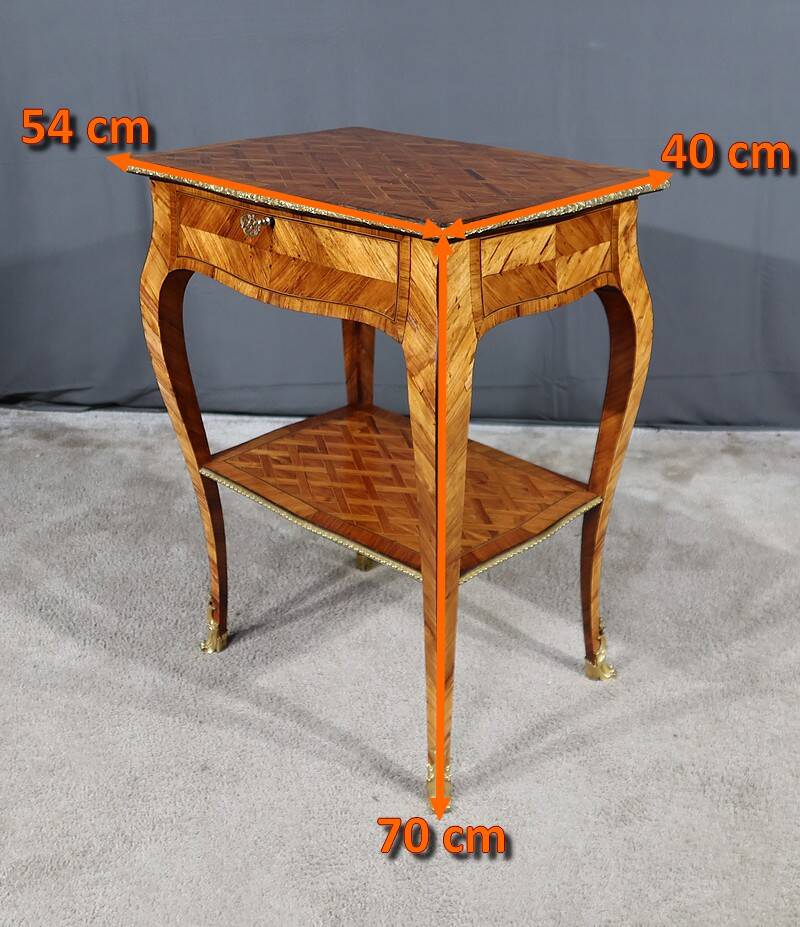 Small living room table in precious wood, louis xv style – 1st part 19th century
