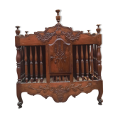 Provençal walnut pannier