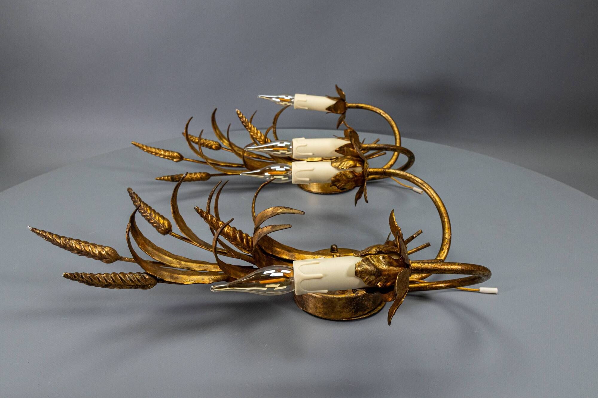 Pair of Hollywood Regency Style Gilt Metal Double-Arm Wheat Sconces, 1970s