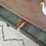 Farm table