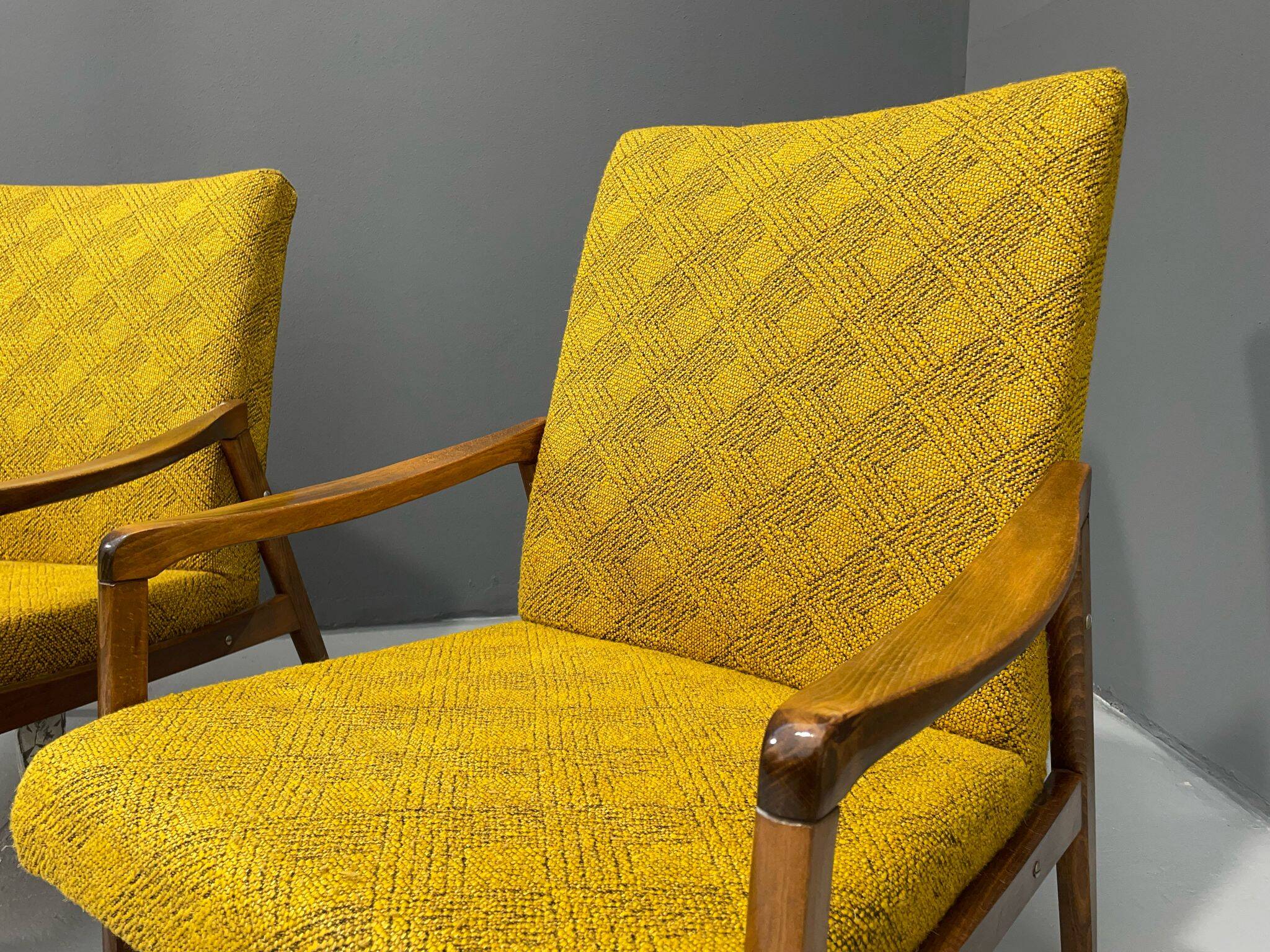 Fauteuils de Jiří Jiroutek – Interiér Praha, années 1960-70