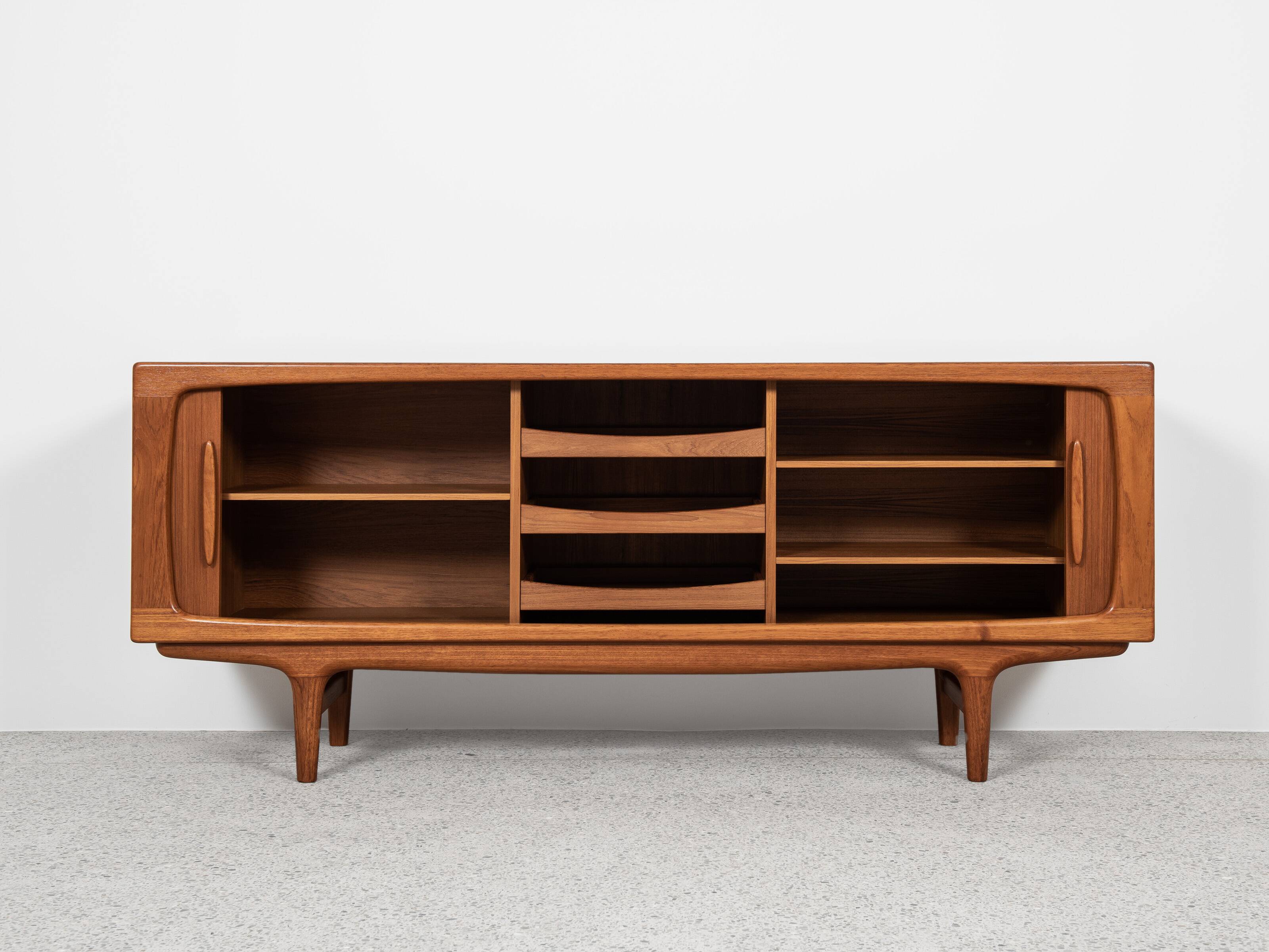 Midcentury Danish sideboard in teak by Johannes Andersen for Silkeborg