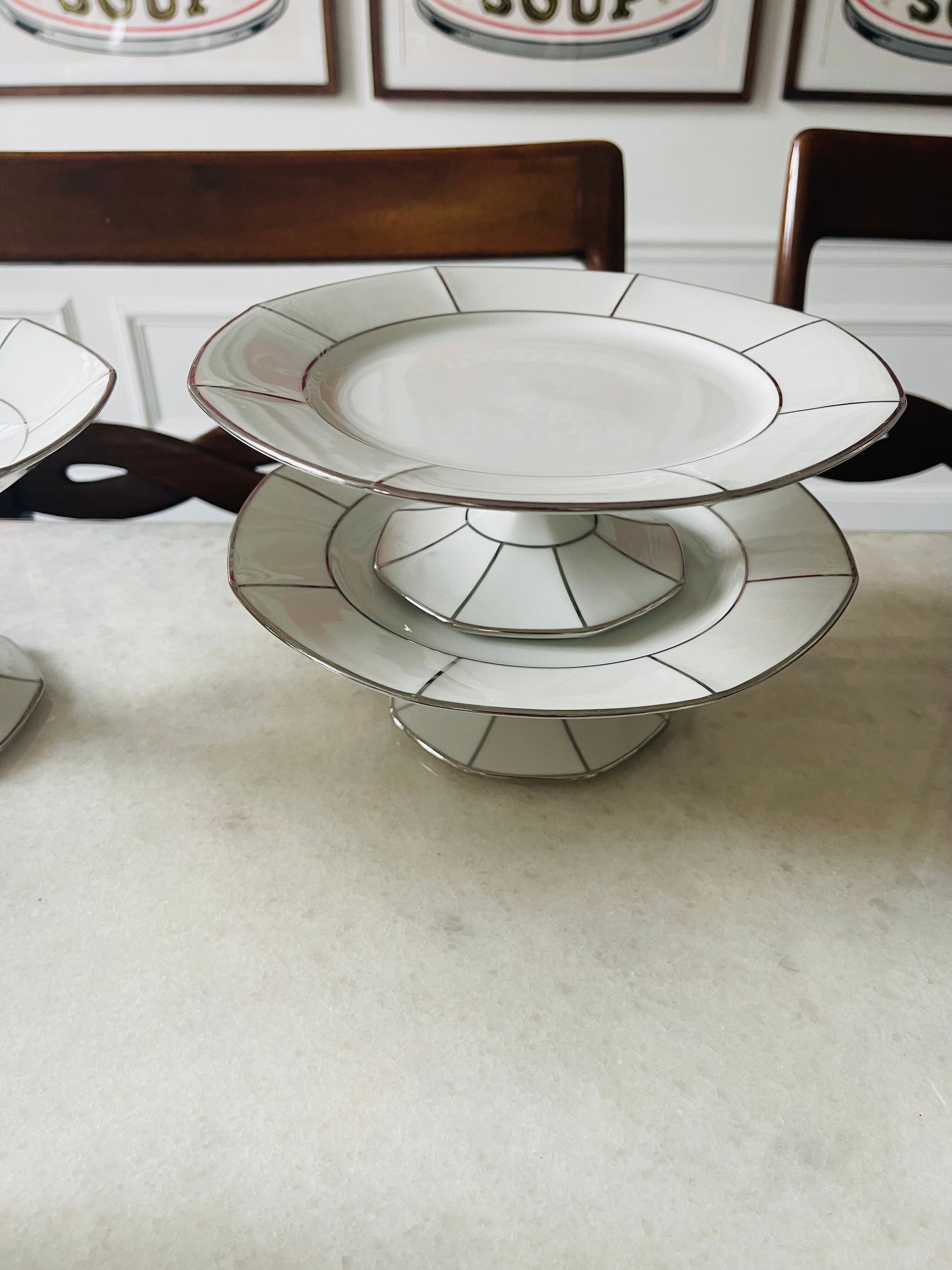 Bernardaud rare table service with platinum pattern art deco