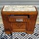 Ancien buffet en chêne et marbre, époque et style Art Déco