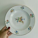 Set of 6 mismatched vintage soup plates