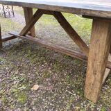 Farm table