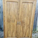 2-door cabinet