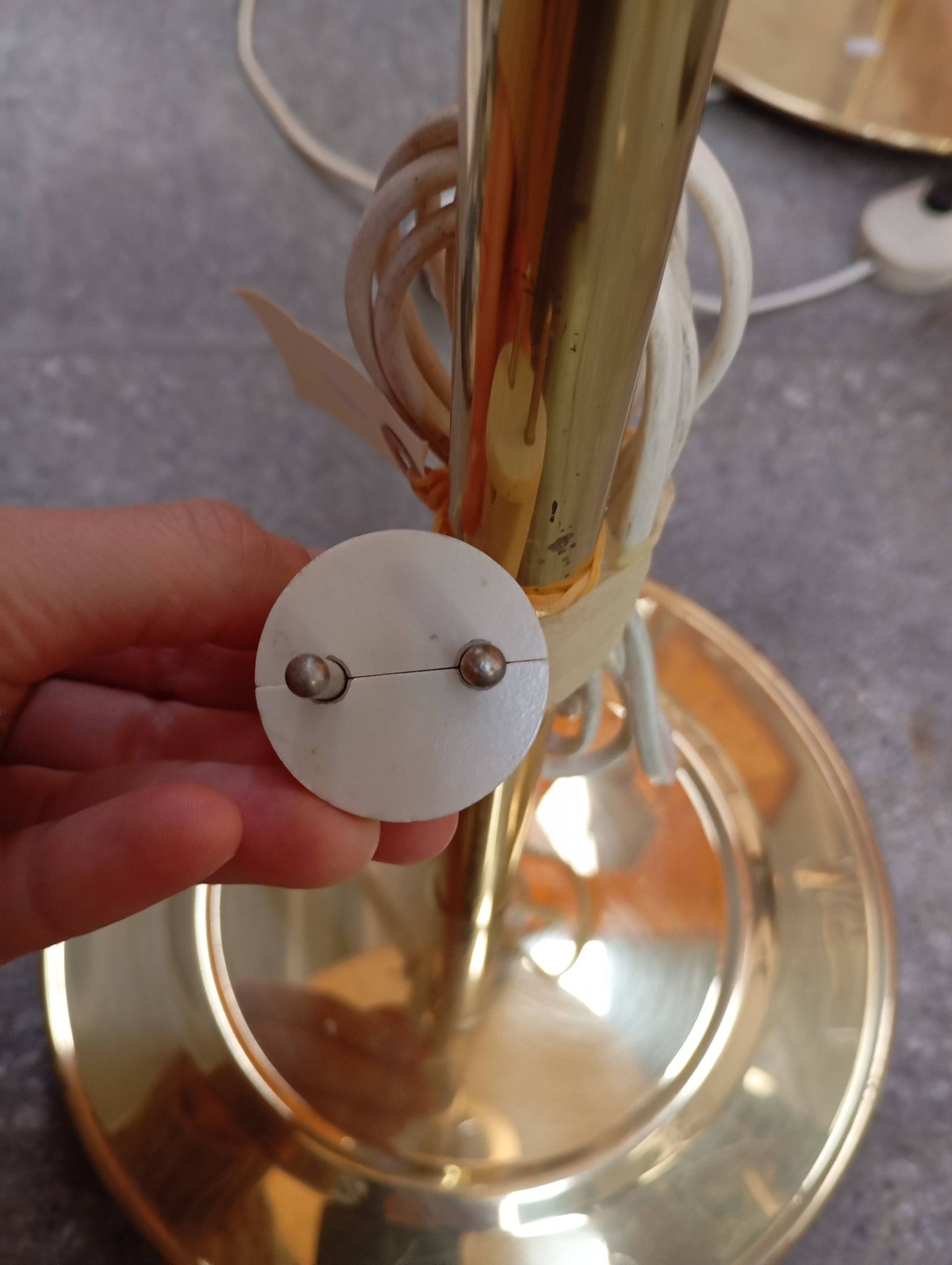 Lampadaire vintage avec base en or
