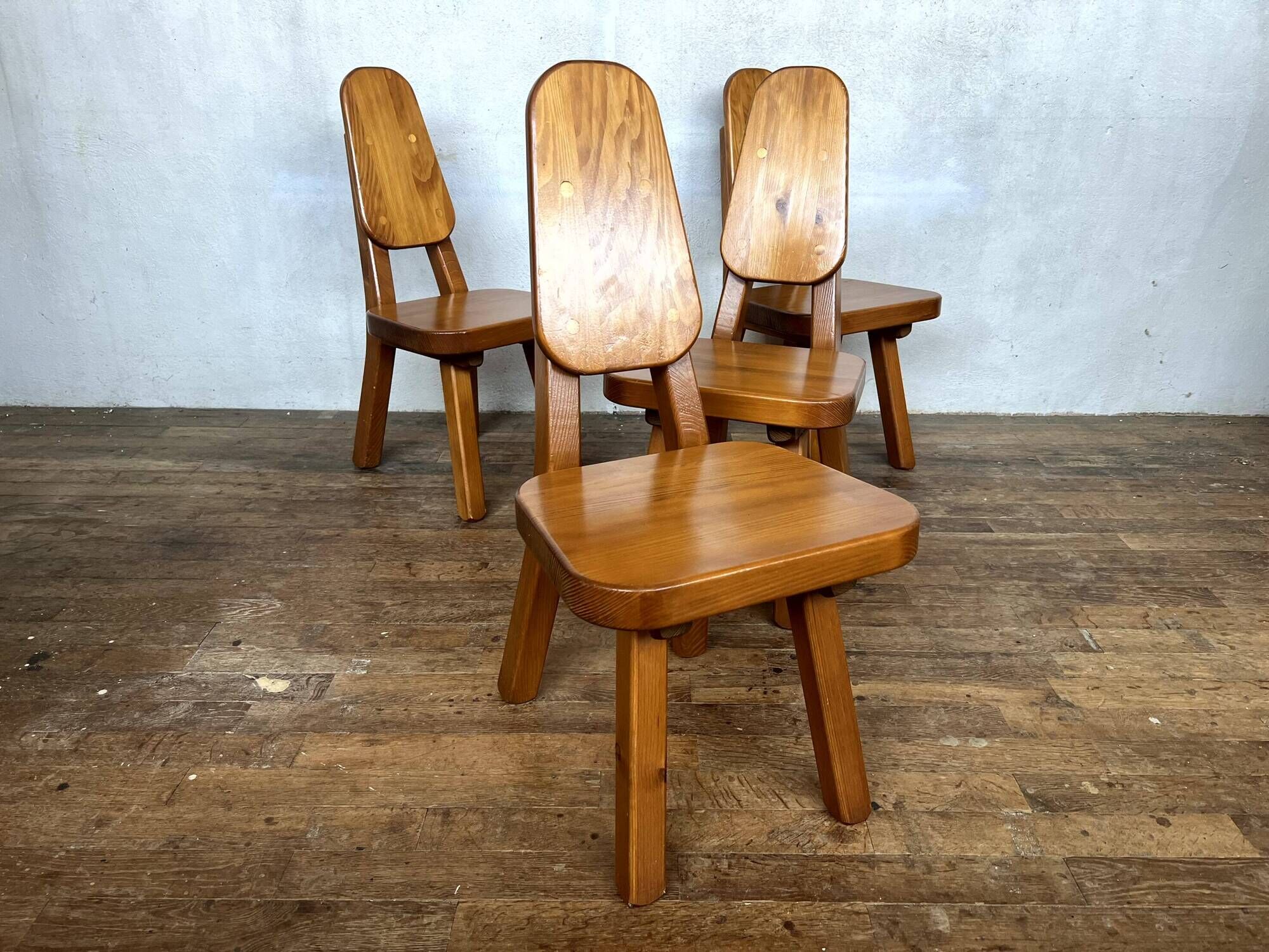 Brutalist pine chair 1970 Seltz style Regain Chapo Perriand vintage design
