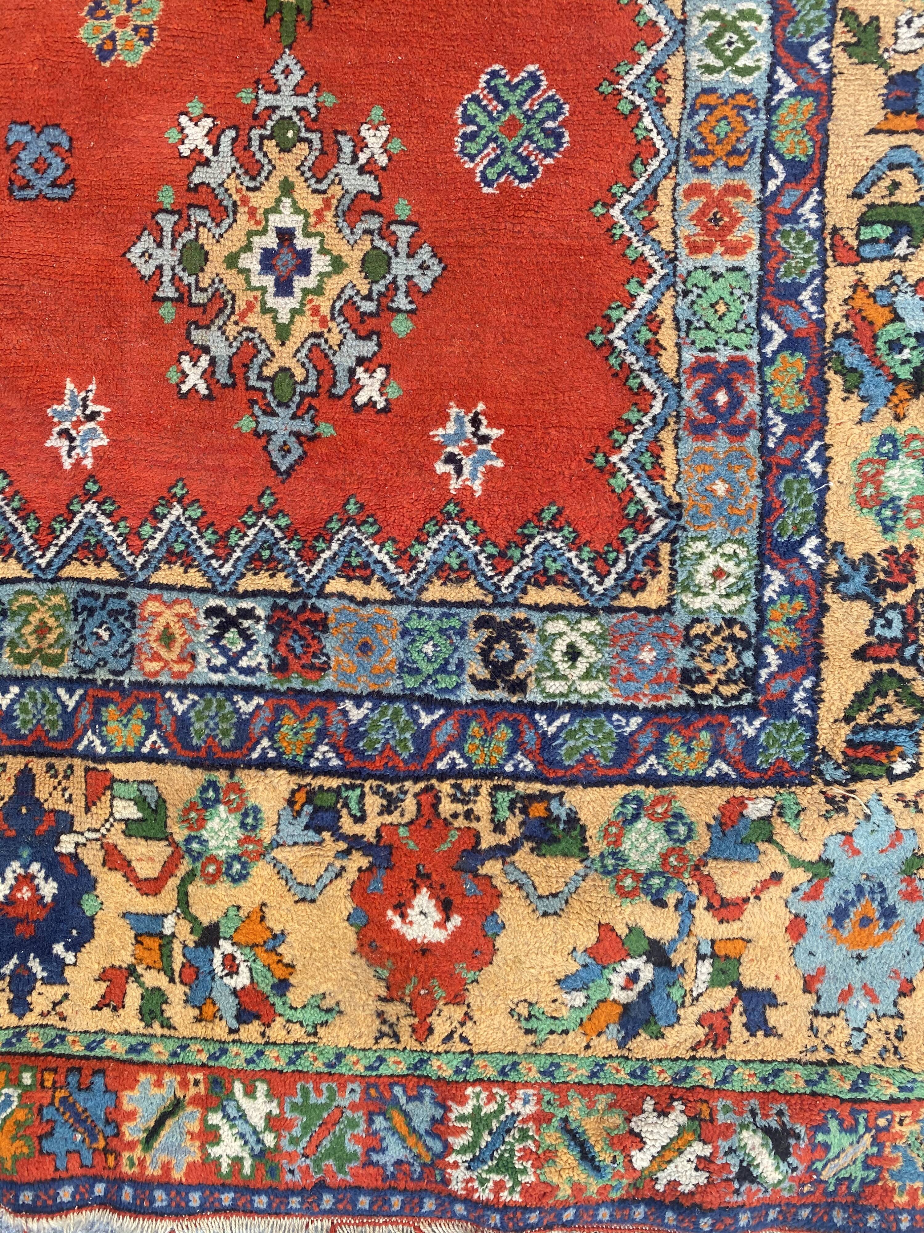 Moroccan vintage carpet handmade flap 175x255 cm